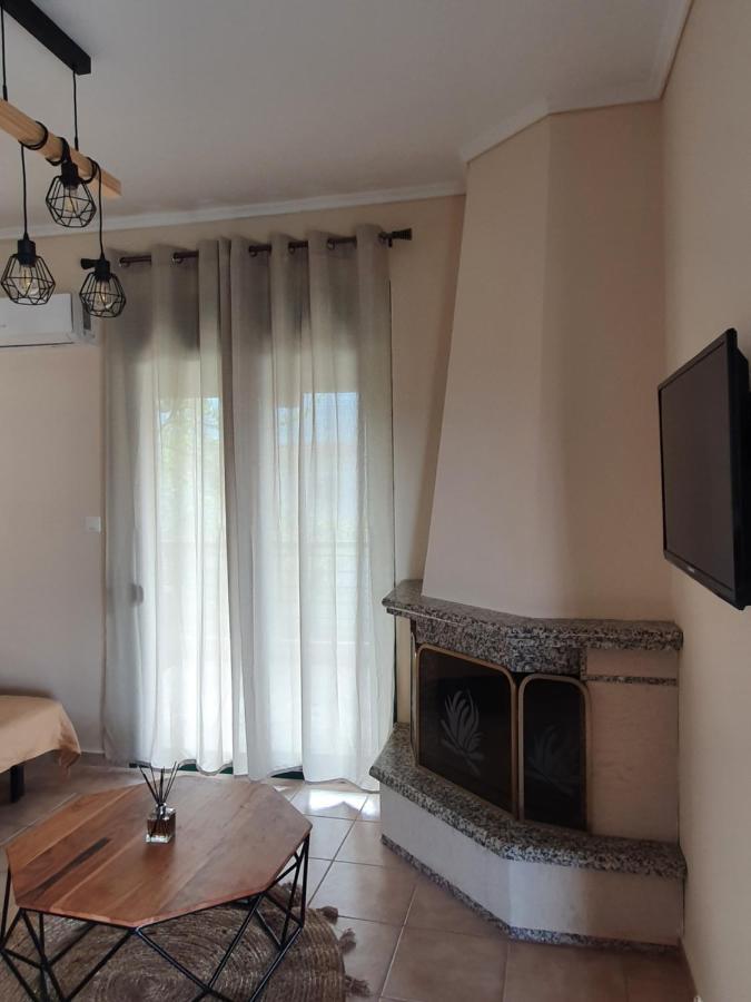 Elena Apartments 아스프로발타 외부 사진